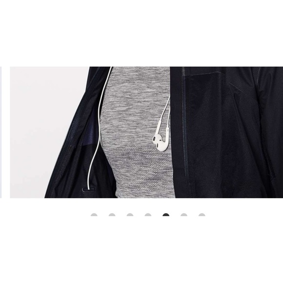 Lululemon Run On Jacket 10 Blue womens Midnight Navy Waterproof Windbreaker - Picture 16 of 16